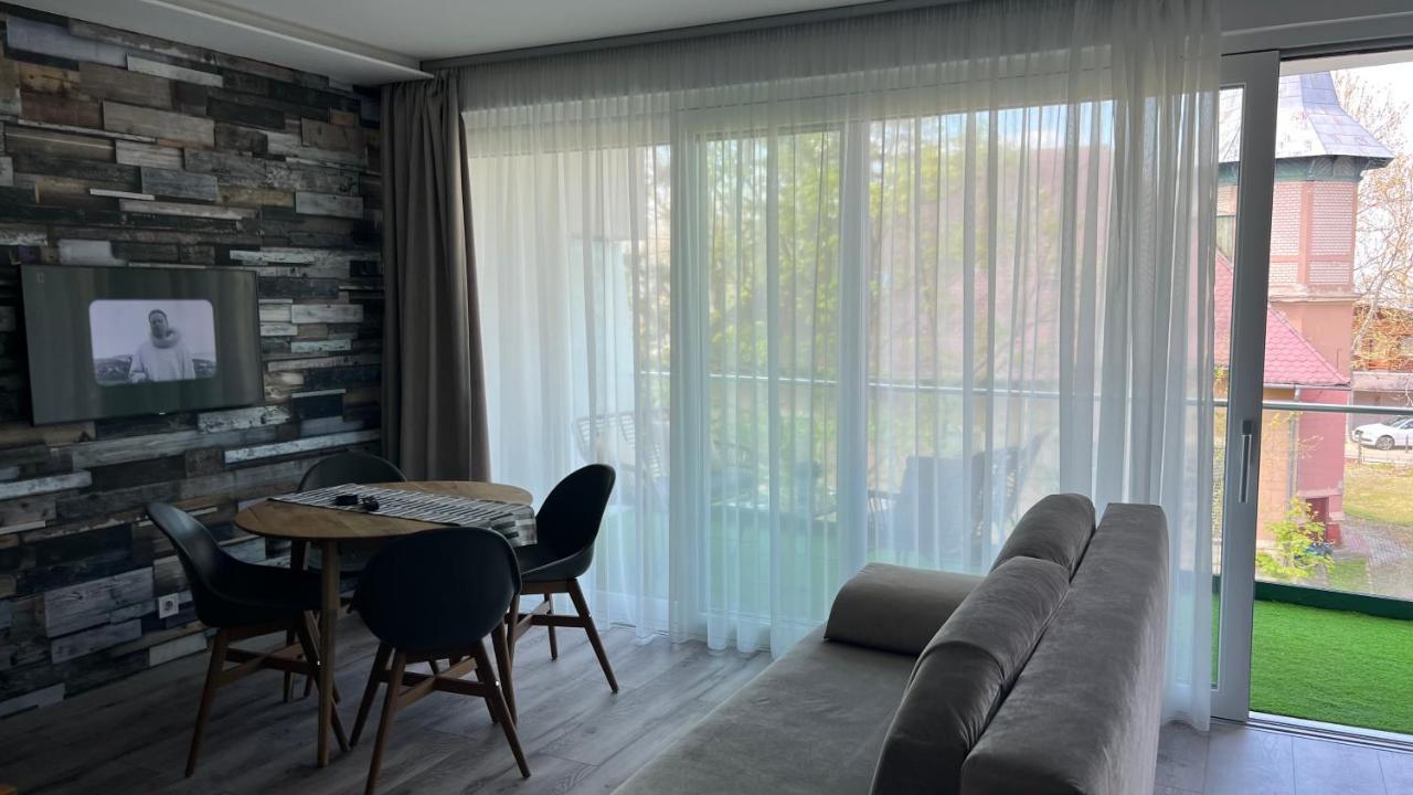 Villa Bauhaus Wellness Apartman 202 Siofok Ngoại thất bức ảnh