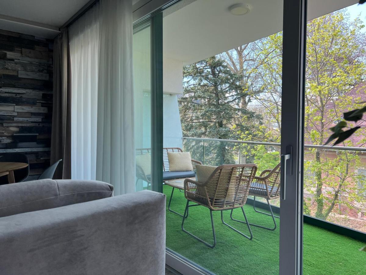 Villa Bauhaus Wellness Apartman 202 Siofok Ngoại thất bức ảnh